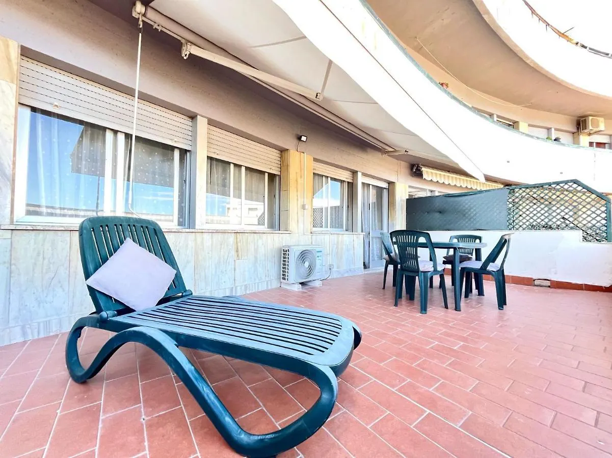 Imperiale Apartment Tirrenia 0*,