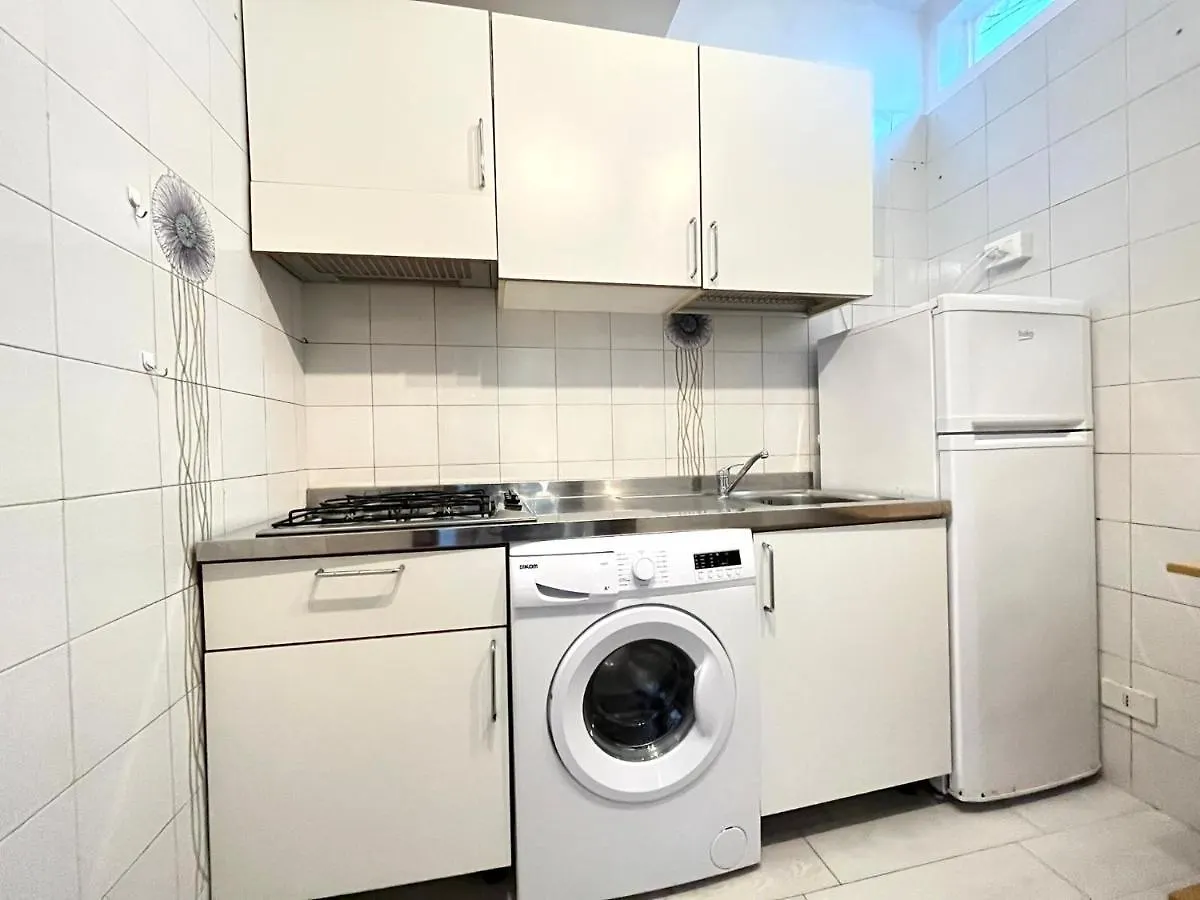 Imperiale Apartment Tirrenia 0*,