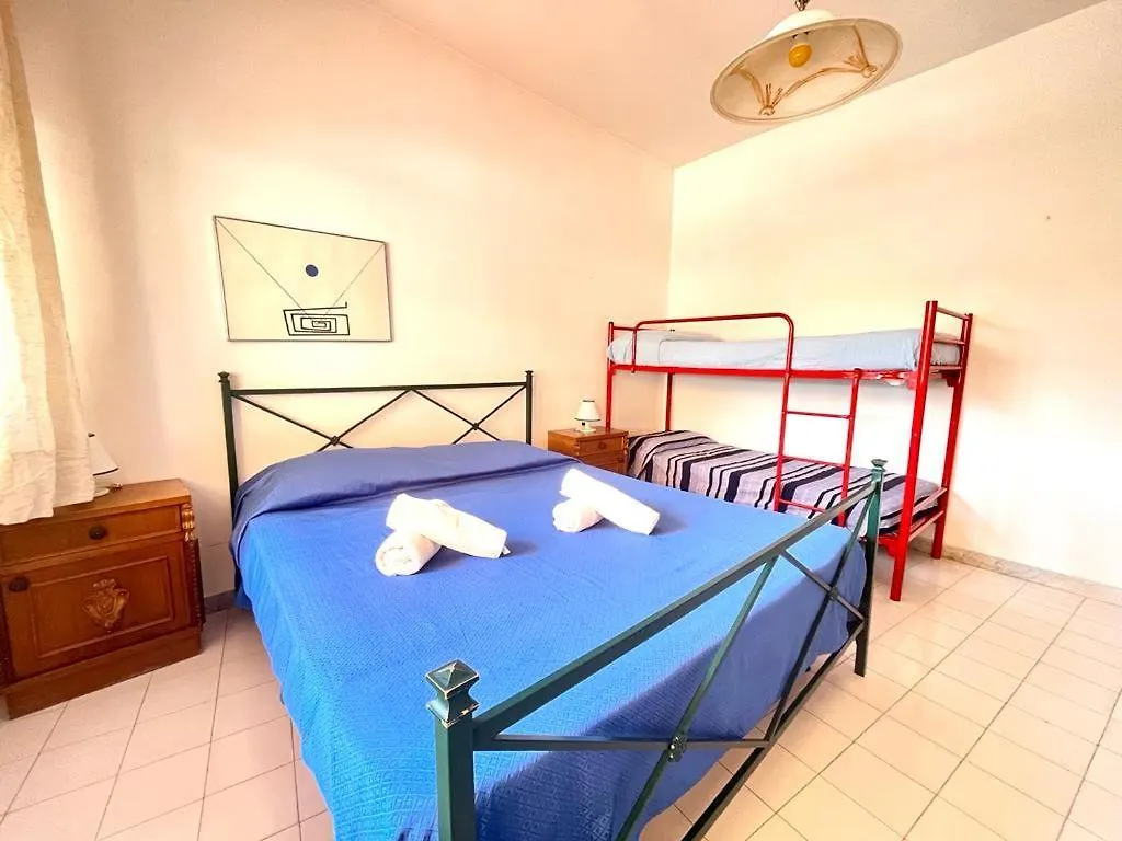 Imperiale Apartment Tirrenia Italy