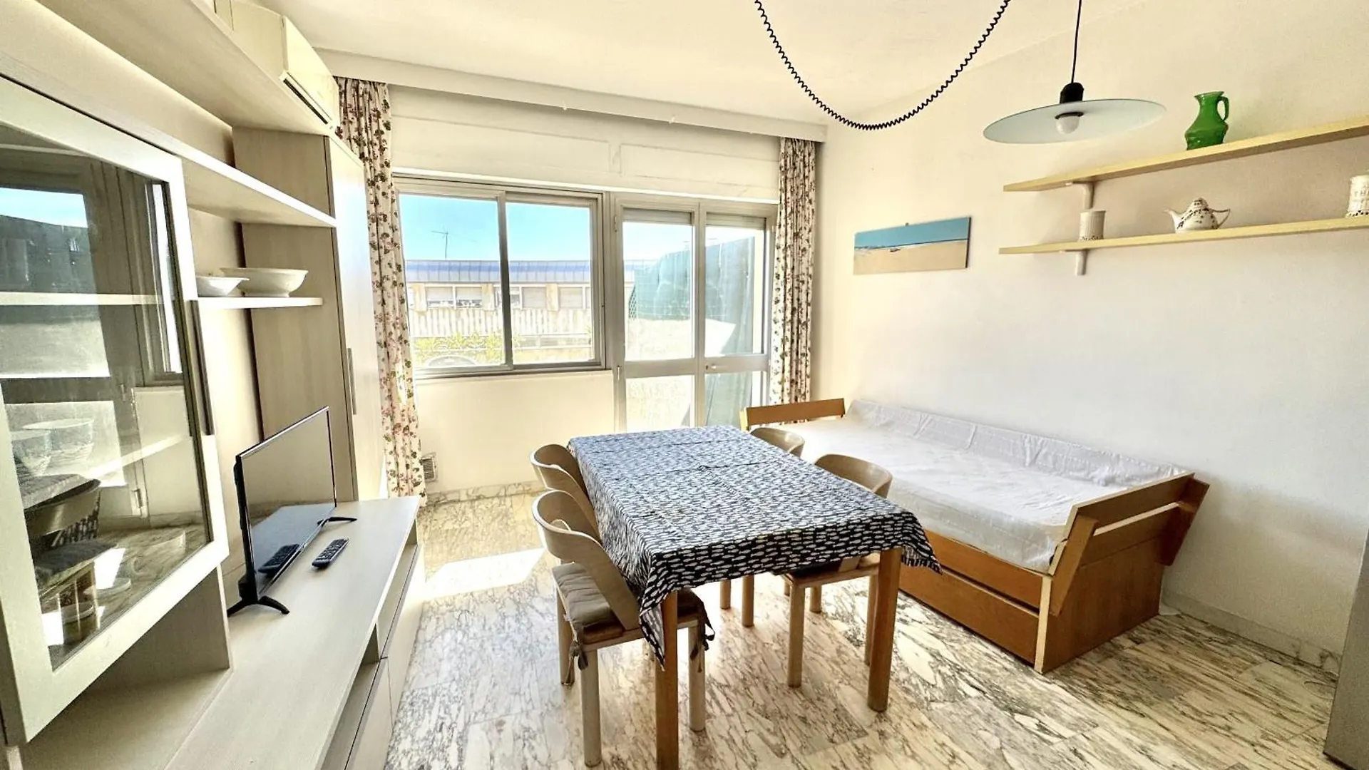 Imperiale Apartment Tirrenia Italy