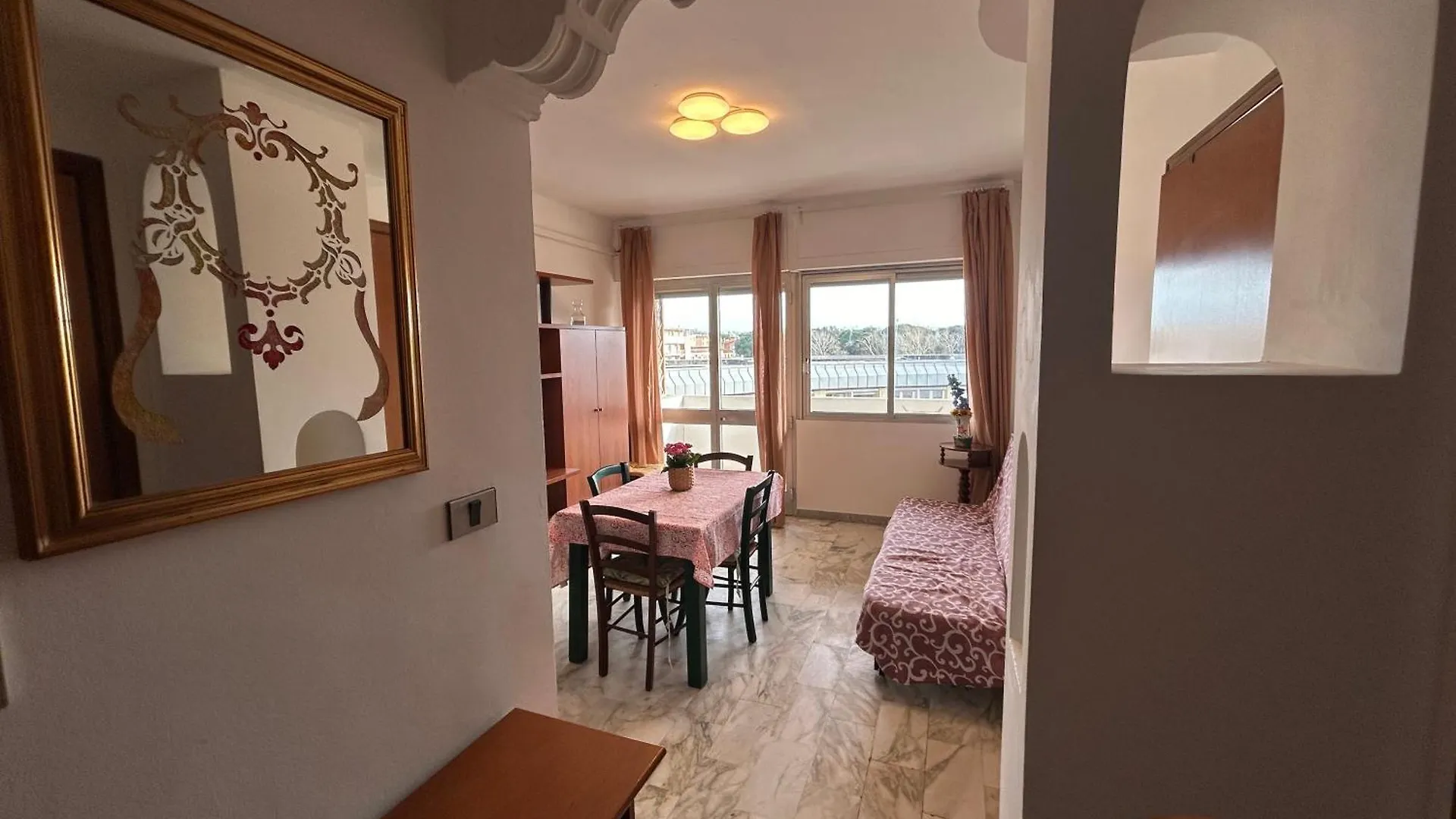 Imperiale Apartment Tirrenia 0*,